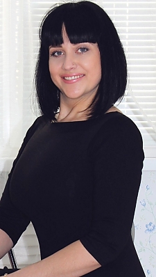 Elina Nikolaev 141082