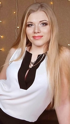 Karina Kharkov 158343