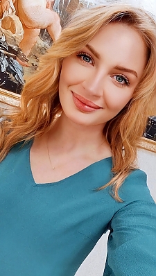 Alina Krivoy Rog 1734996