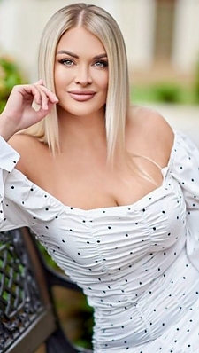 Adriiana Lviv 2299113