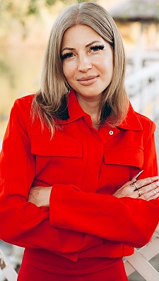 Yana Poltava 2352588