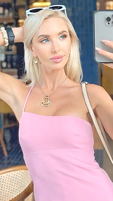 Yaroslava Dubai 2365989