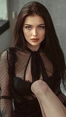 Marianna Kiyiv 2375545