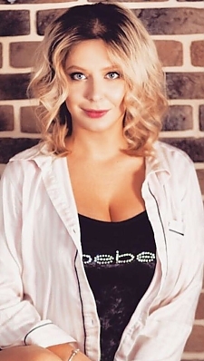 Nicole Warsaw 2382561