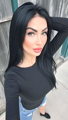 Olena Toronto 2383363