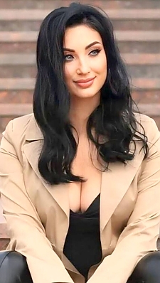 Alina Kropivnitskiy 2384991