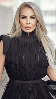 Natalia Kharkiv 2385541
