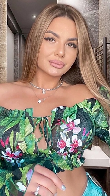 Anna Dubai 2389007