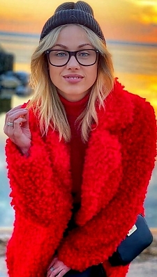 Yevheniia Los Angeles 2389664