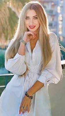 Anastasia Milan 2389990