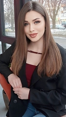 Alina Rivne 2390872