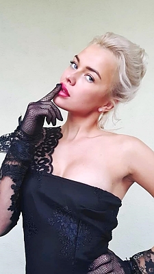 Maryna Kyiv 2390993