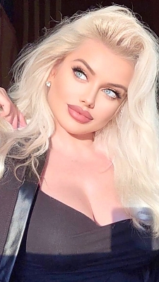 Julia Kryvyi Rih 2391038