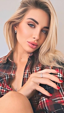 Liubov Katowice 2391271