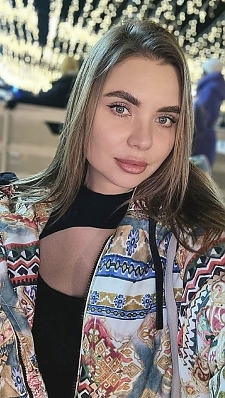 Maria Chicago 2392333