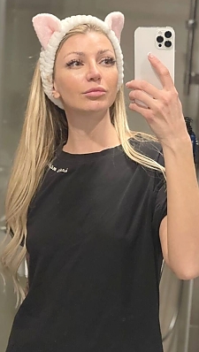 Anastasia Kropyvnytskyi 2392413