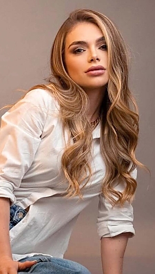 Camila Medellín 2392879