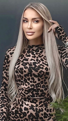 Olga Kropyvnytskyi 2393234