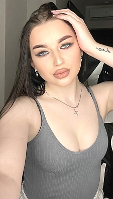 Kateryna Kyiv 2394264