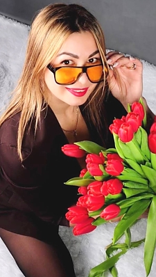 Ekaterina Kiyiv 2396922