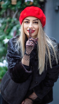 Iulia Kropyvnytskyi 2397497