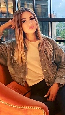 Olena Warsaw 2398166