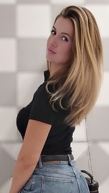 Katerina Kyiv 2398264