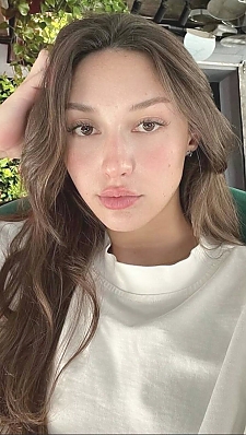 Diana Kropivnitskiy 2398300