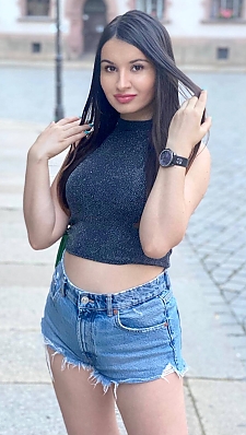 Olena Leipzig 2398428