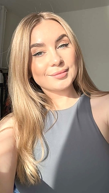 Kateryna Ottawa 2398440