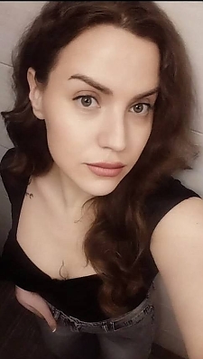 Irina Amsterdam 2404088