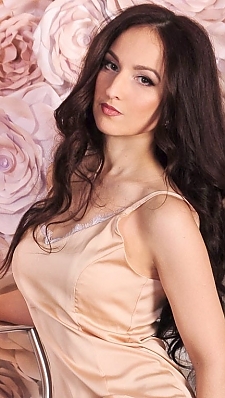 Aliona Lugansk 472287