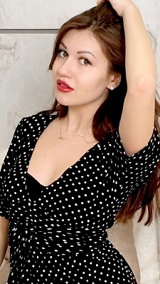 Elina Kharkov 671285
