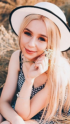 Diana Nikolaev 672640